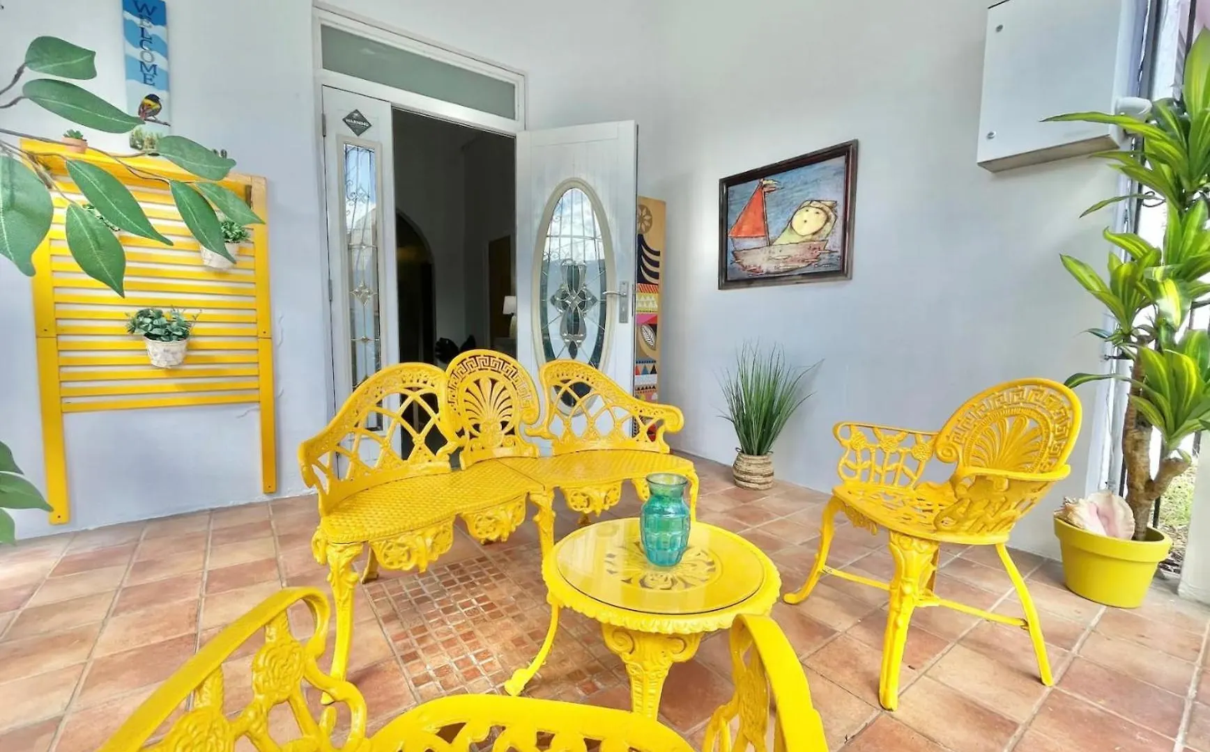 Oasis Inn San Juan Hostal