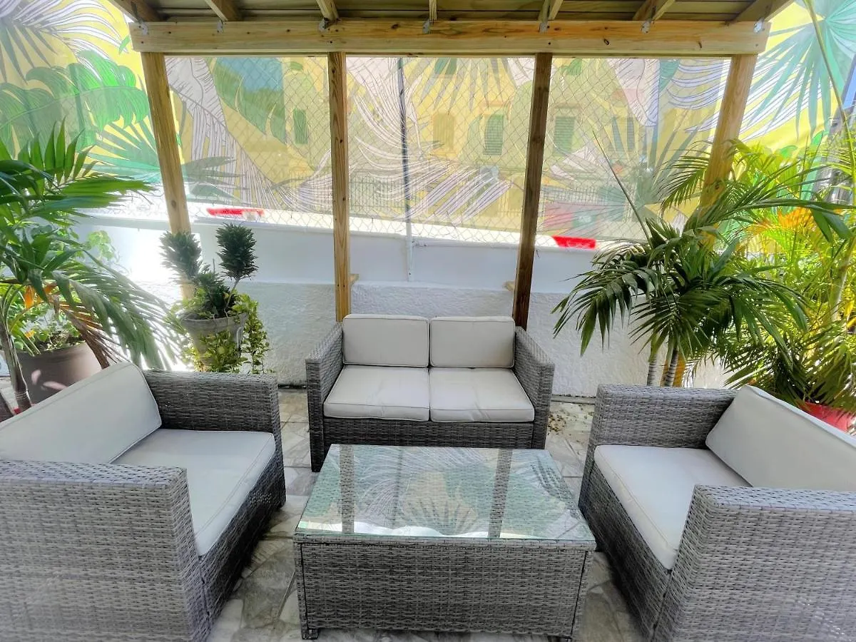Hostel Oasis Inn San Juan