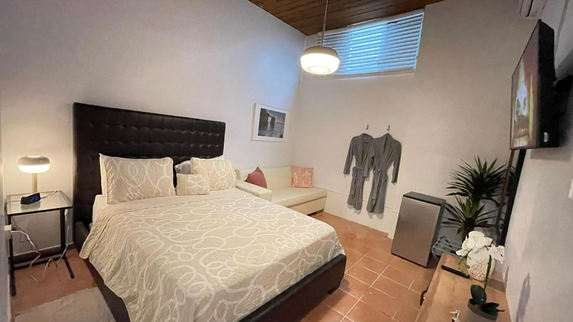 Oasis Inn San Juan 0*,